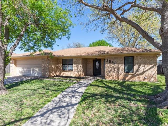 House for sale in Taylor, Texas