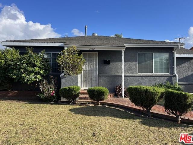 House for sale in Inglewood, California