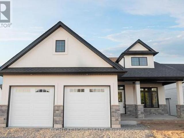 House for sale in Niagara, Ontario