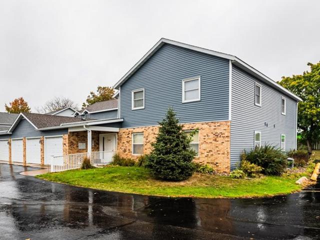 Condo for sale in La Crosse, Wisconsin