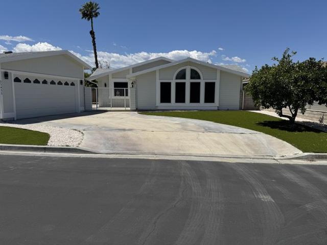 House for sale in Thousand Palms, California