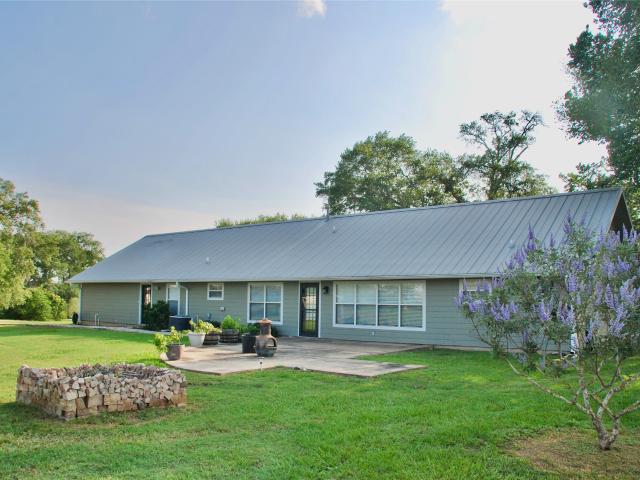 Farm for sale in Schulenburg, Texas
