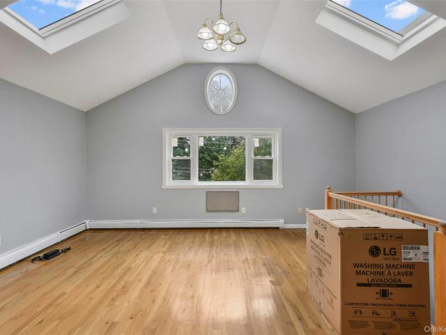 Property for rent in The Bronx, Arverne
