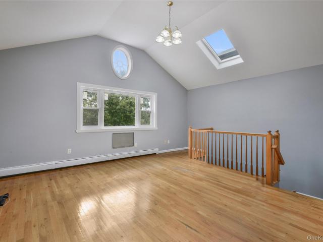 House for rent in The Bronx, Arverne