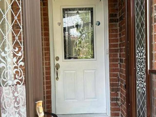 House for sale in Mississauga, Ontario