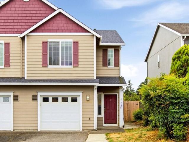 Townhouse for sale in Oregonia