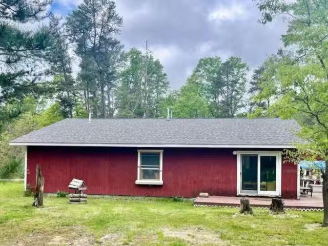 House for sale in Alpena
