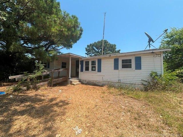 Farm for sale in Holdenville, Hughes County