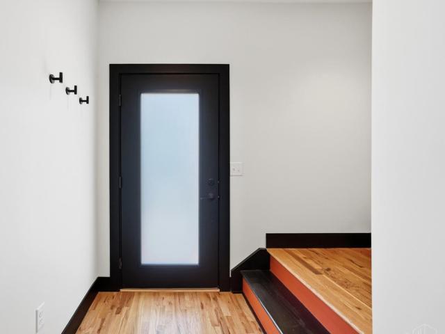 House for sale in Avondale, Roselawn
