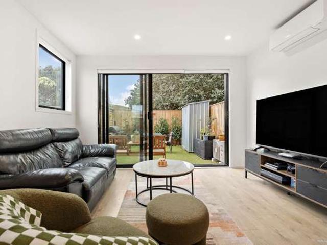 Townhouse for sale in Mount Wellington, Oroua County