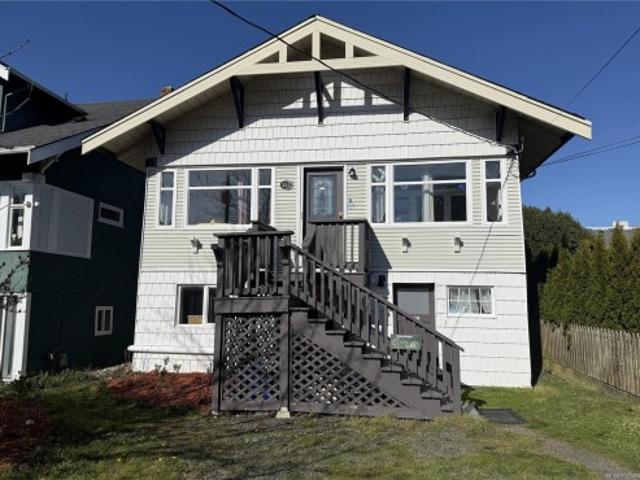House for sale in Victoria, British Columbia