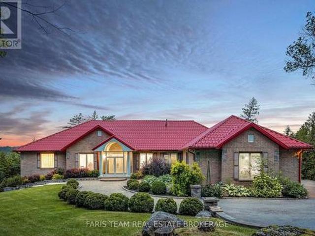 House for sale in Orillia, Central Ontario