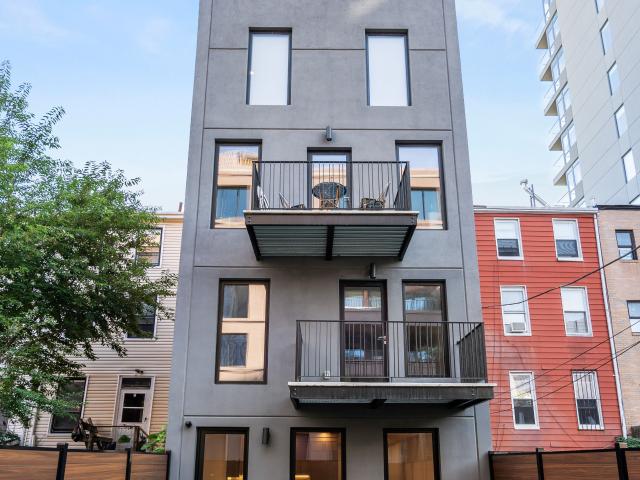 Condo for sale in Arverne, New York