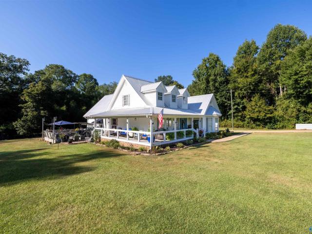 House for sale in Hamilton, Alabama