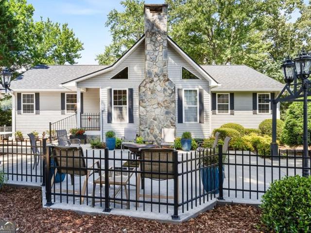 House for sale in Hiawassee, Georgia