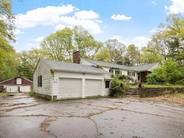 House for sale in Bellingham, Massachusetts