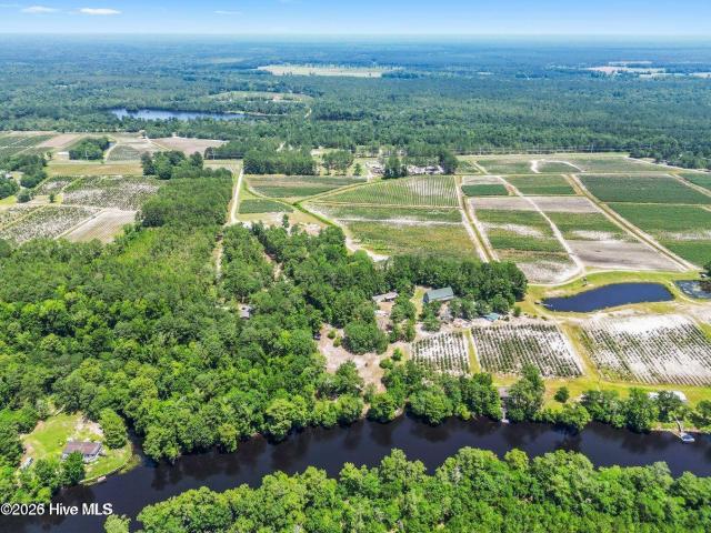 Land for sale in Burgaw, North Carolina
