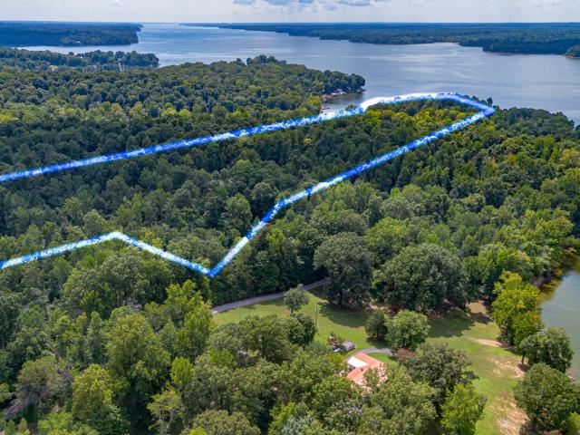 House for sale in Indian Hills, Eddyville
