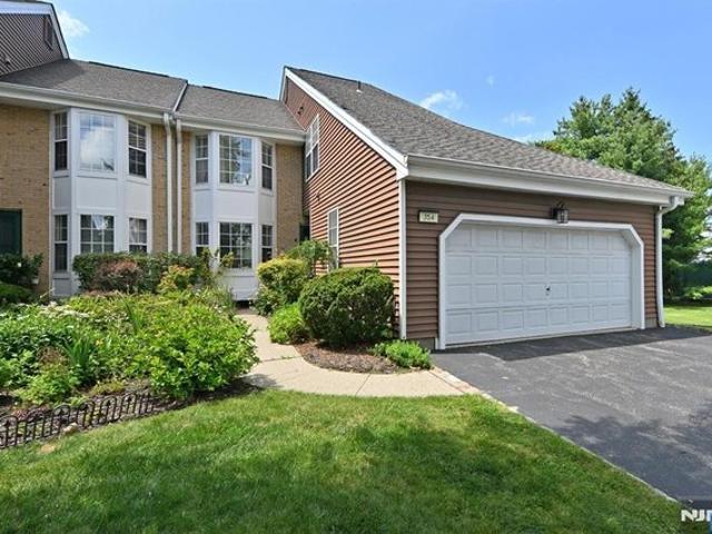 Townhouse for sale in West Orange, New Jersey