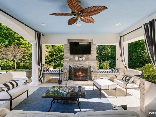 House for sale in Montvale, New Jersey