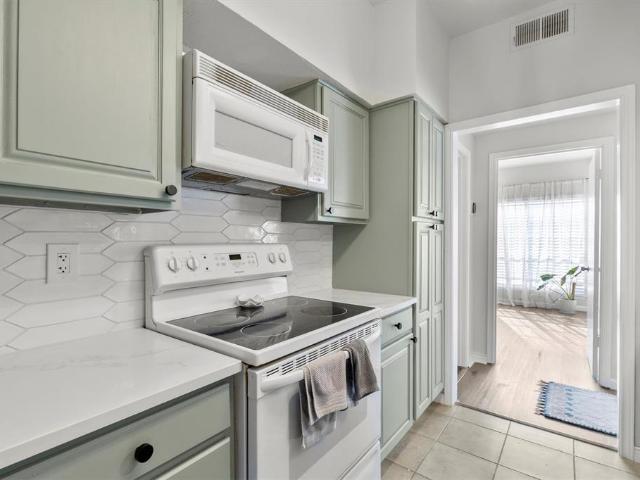 Condo for sale in Carrollton, Texas