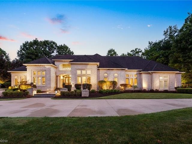 House for sale in Summit, Ohio