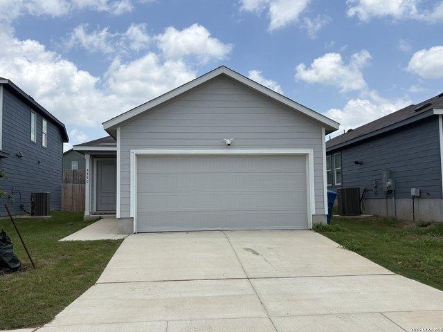 House for sale in Leesville, Texas