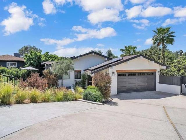 House for sale in Fallbrook, California