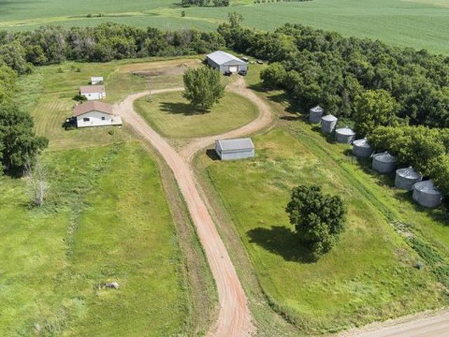 Farm for sale in Wilton, North Dakota
