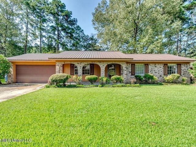 House for sale in Pearl, Mississippi