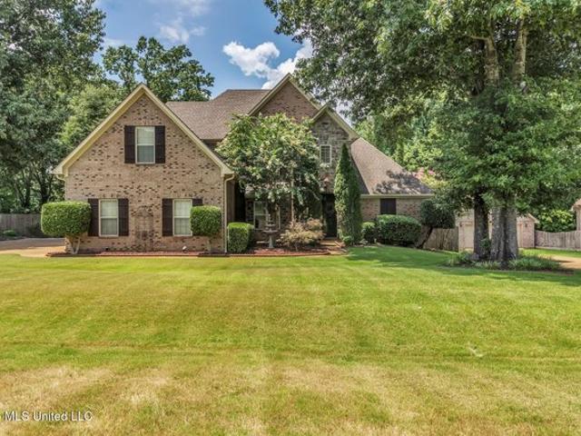 House for sale in Southaven, Mississippi