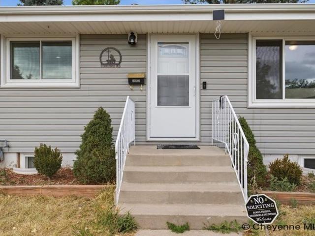 House for sale in Wyoming