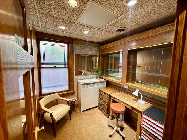 Commercial for sale in Cudahy, Wisconsin