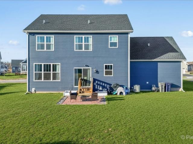 House for sale in Elgin, Illinois