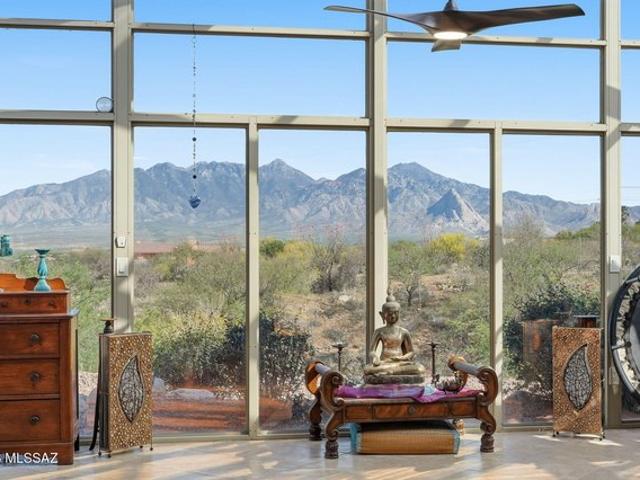 House for sale in Green Valley, Arizona