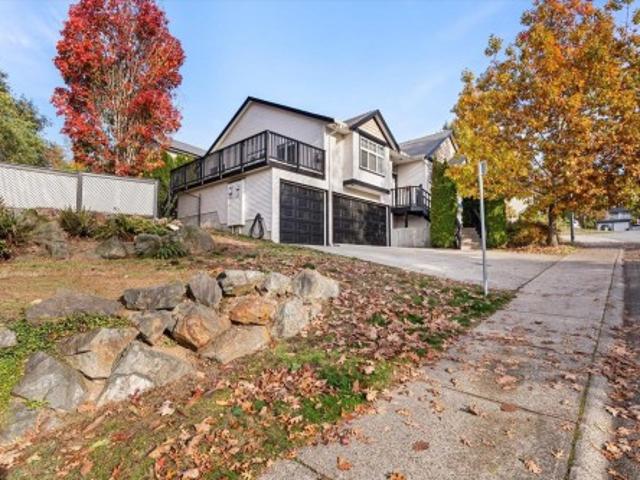 House for sale in Highlands, Abbotsford