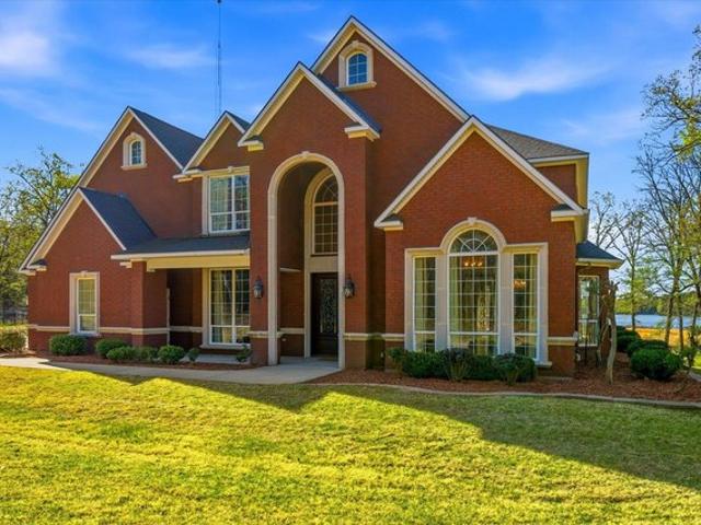 House for sale in Titus, Texas