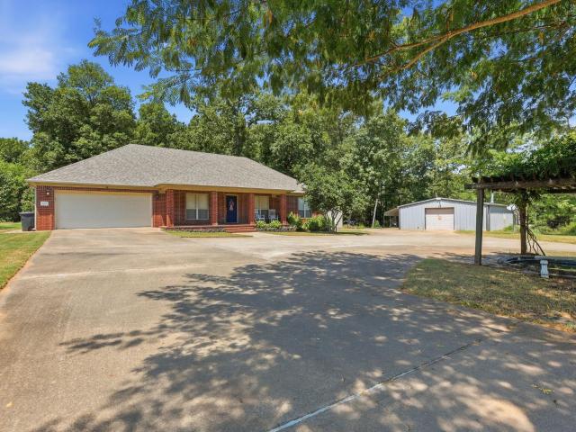 House for sale in Ark