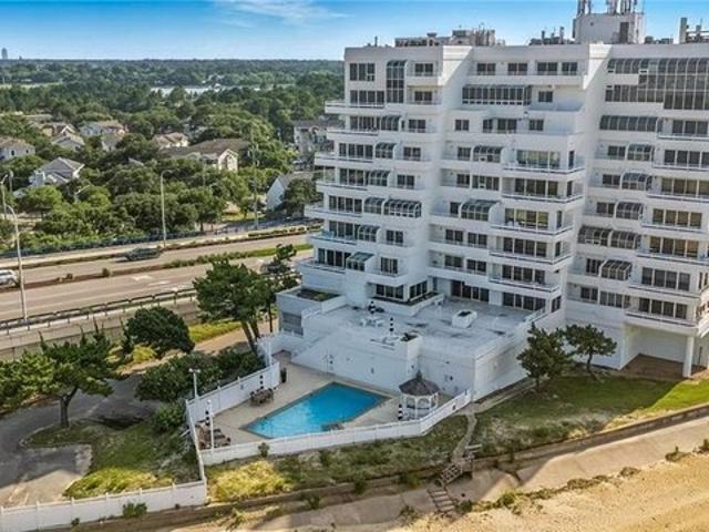 Townhouse for sale in Virginia