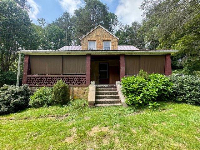 House for sale in West Virginia