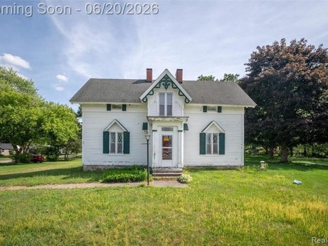 House for sale in Waterford, Michigan