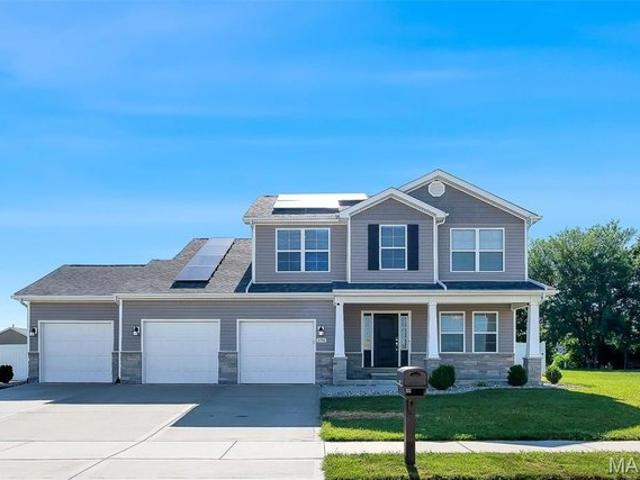 House for sale in Shiloh, Illinois