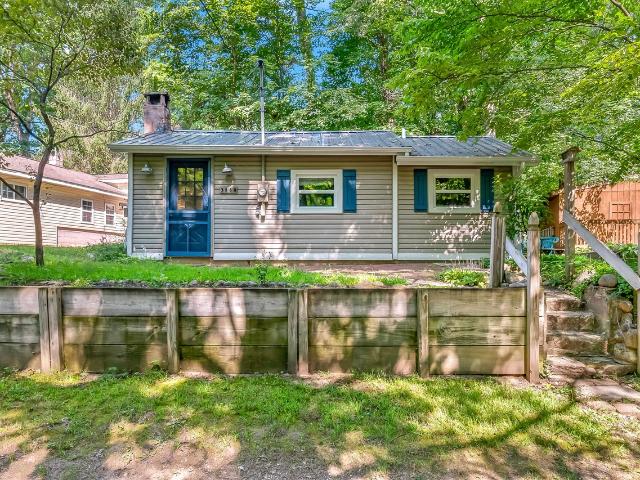 House for sale in Hillsdale, Michigan