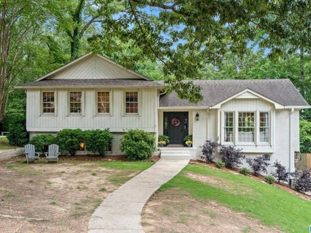 House for sale in Hoover, Alabama