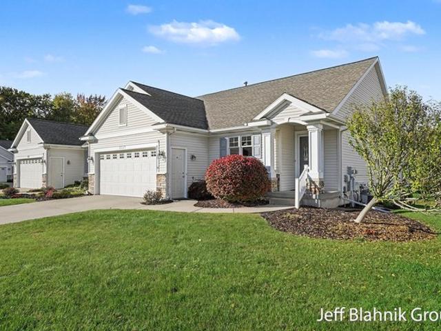 Condo for sale in Grand Rapids, Kent County