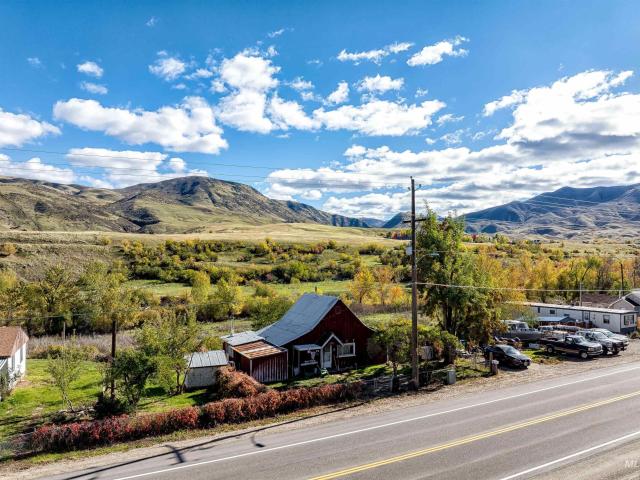 House for sale in Horseshoe Bend, Idaho