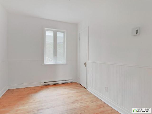 Apartment for rent in L'Auvergne, Québec