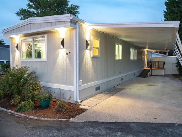 House for sale in Oregonia