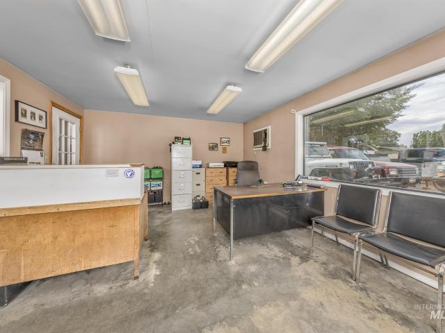 Commercial for sale in Weiser