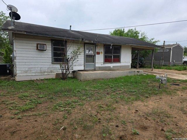 House for sale in Dilley, Frio County